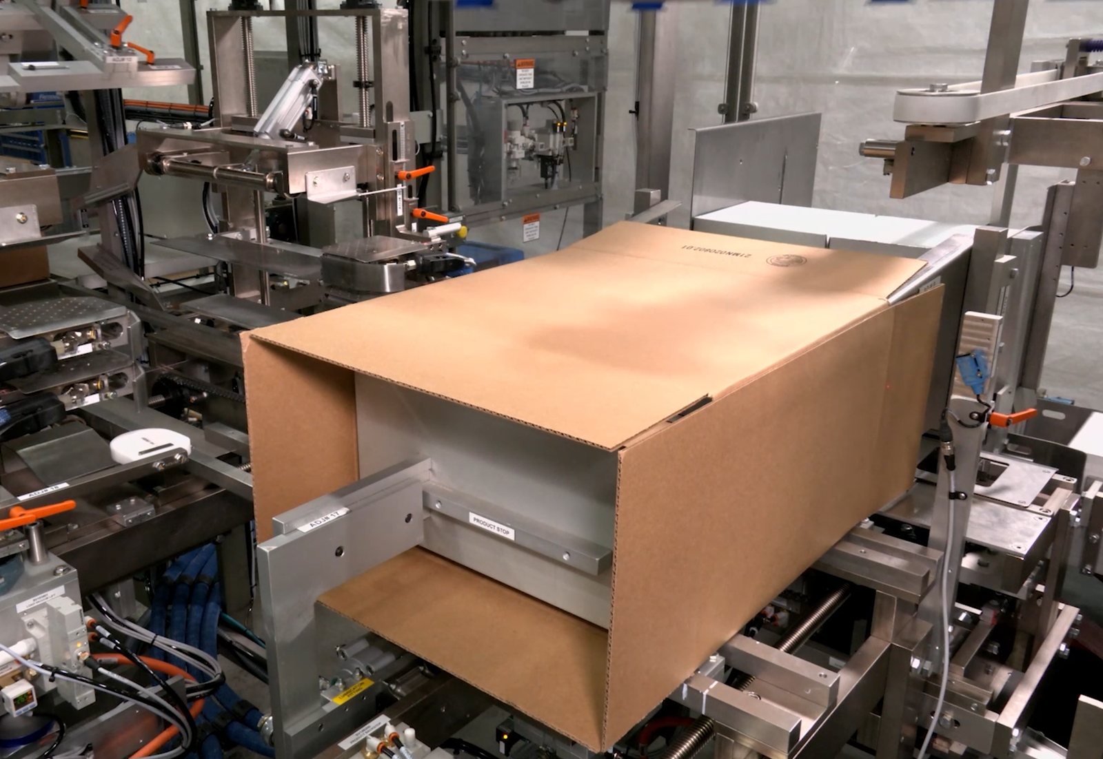 Aagard case forming and packing engineered as one integrated system